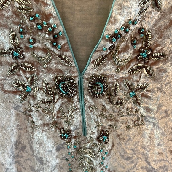Soft Surroundings Moroccan beaded Blush Velvet Blouse with Embroidery - Picture 3 of 7